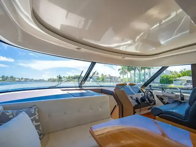 Tiara Yachts C44 Coupe