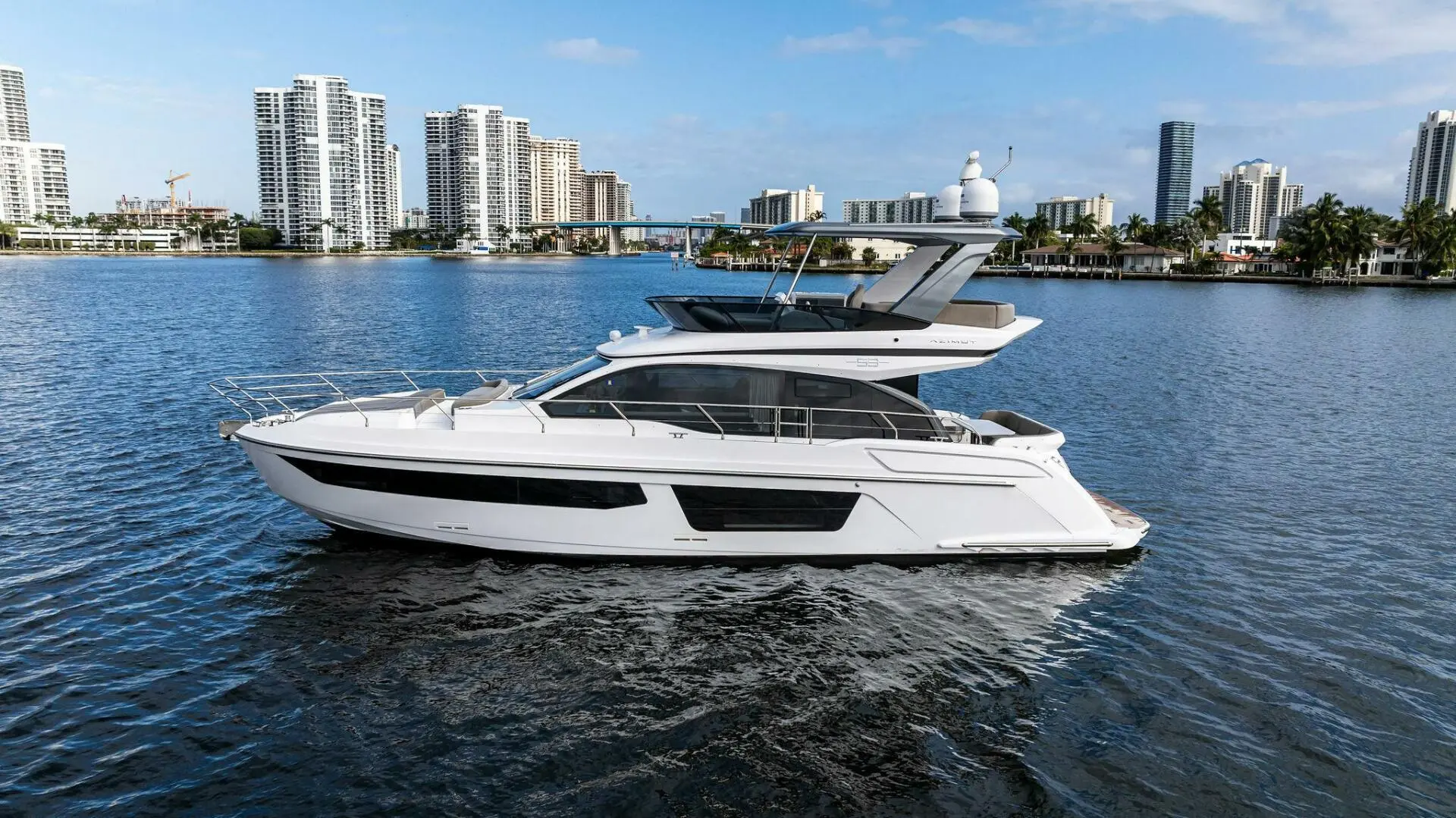 2025 Azimut 53 fly