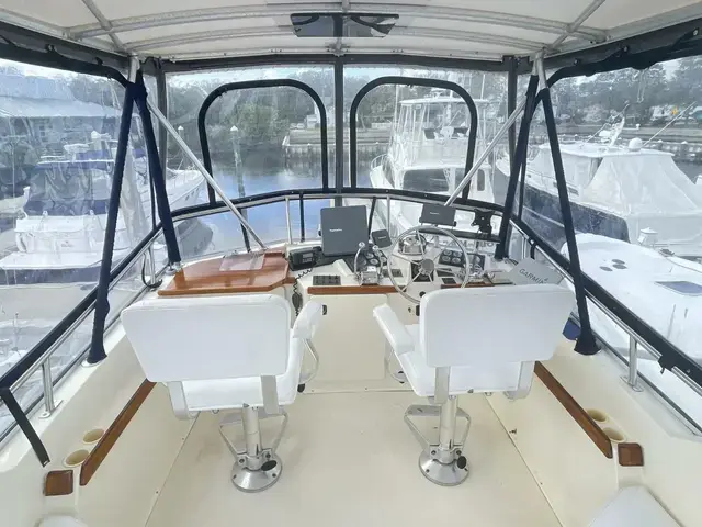 Sabre 36 Aft Cabin Trawler