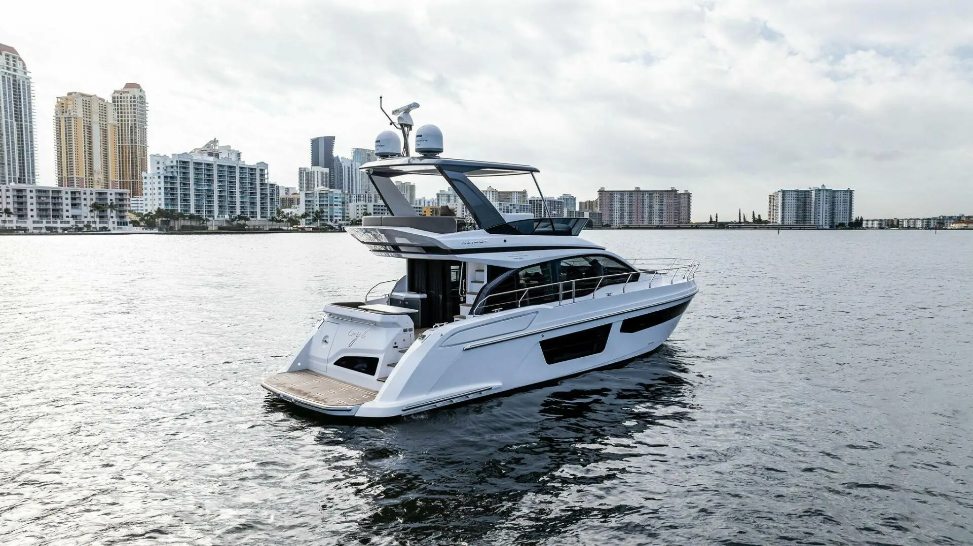 2025 Azimut 53 fly