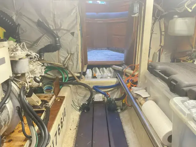 Sabre 36 Aft Cabin Trawler