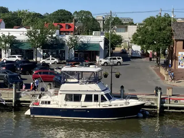 Sabre 36 Aft Cabin Trawler