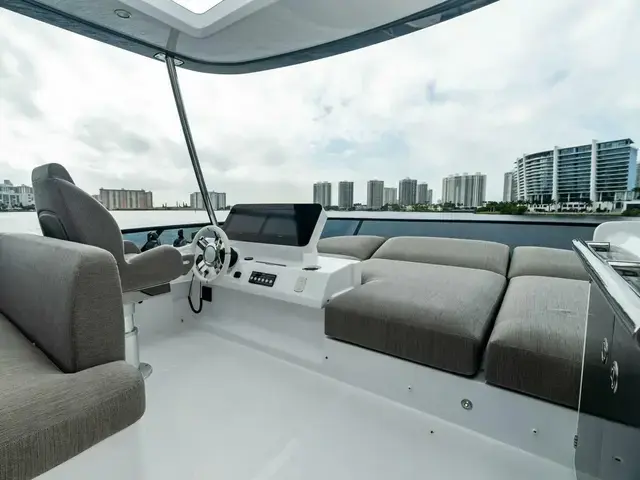 Azimut 53 Fly