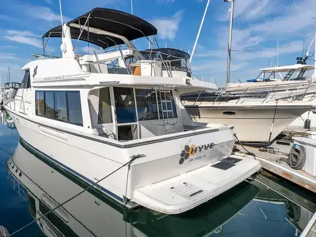 Bayliner 4788 Pilothouse