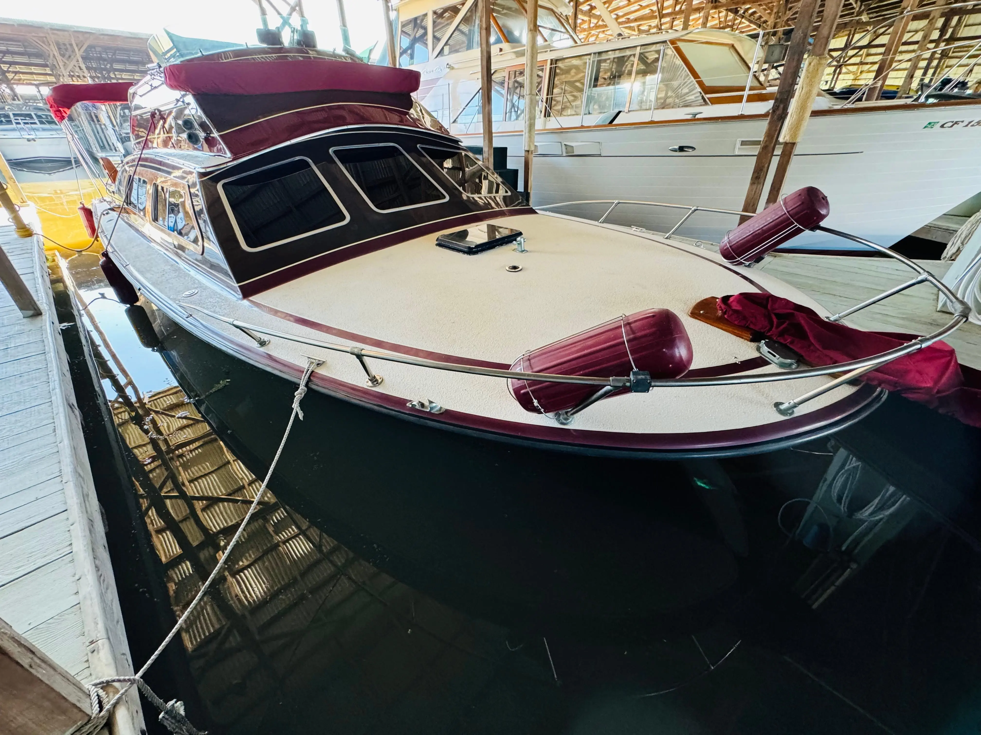 1978 Campbell 32 flybridge cruiser