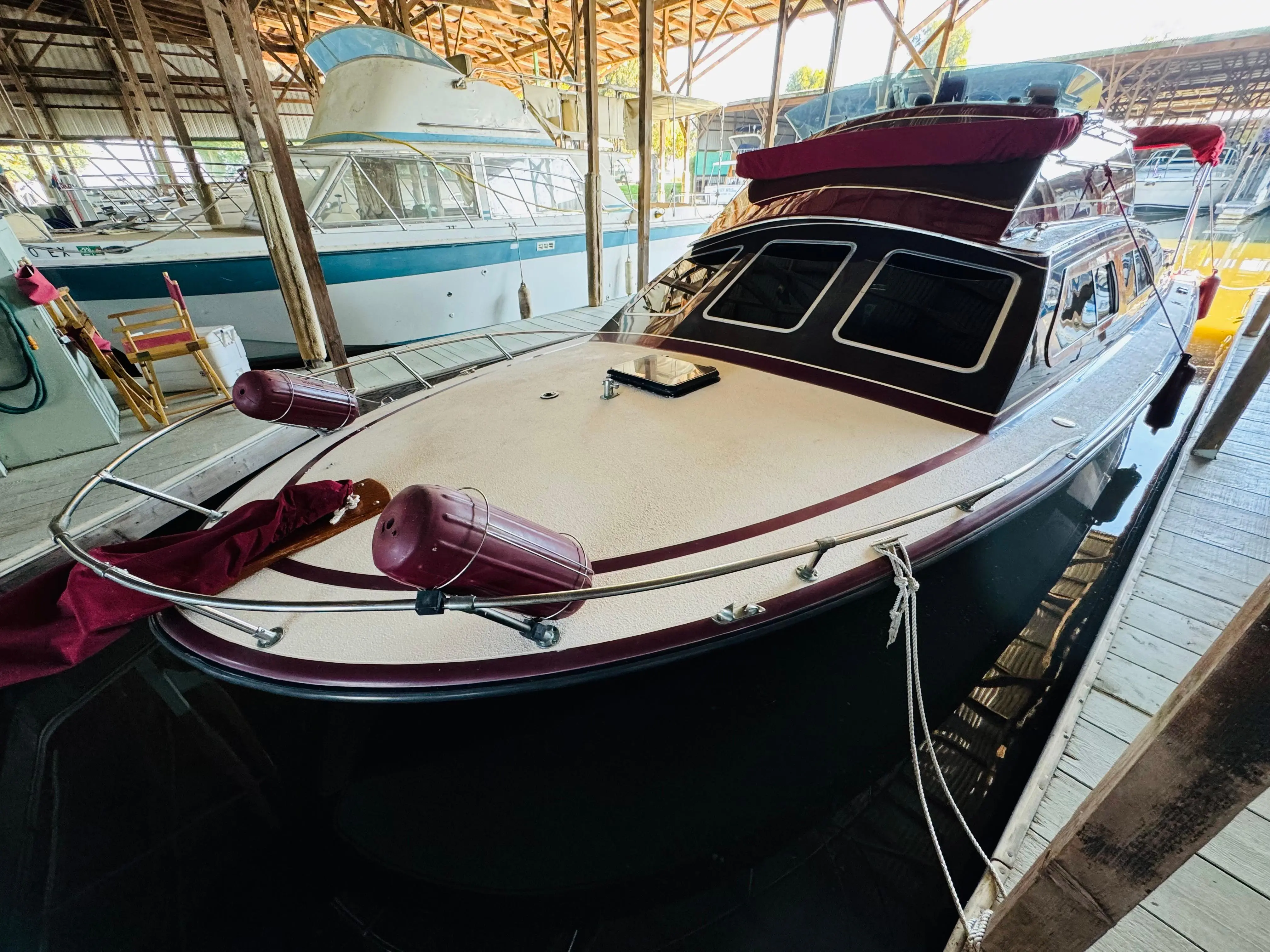 1978 Campbell 32 flybridge cruiser