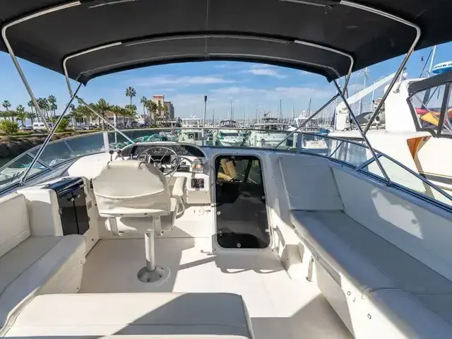 Bayliner 4788 Pilothouse