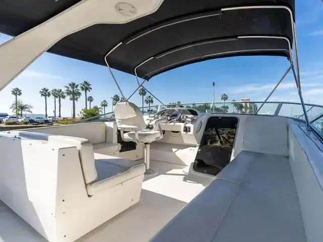 Bayliner 4788 Pilothouse