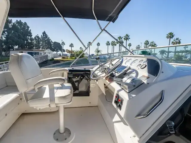 Bayliner 4788 Pilothouse