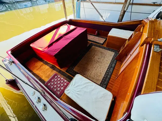 Campbell 32 Flybridge Cruiser