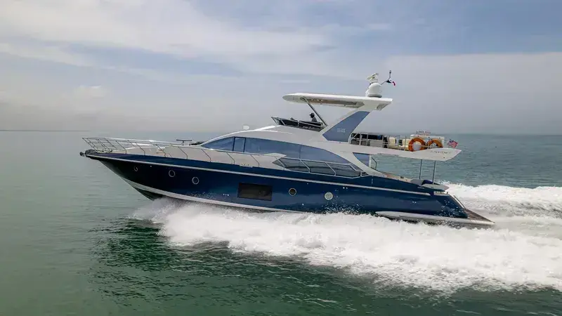 2017 Azimut 66