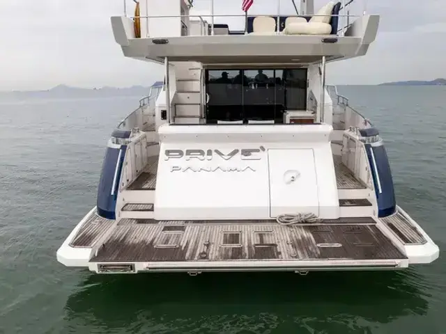 Azimut 66