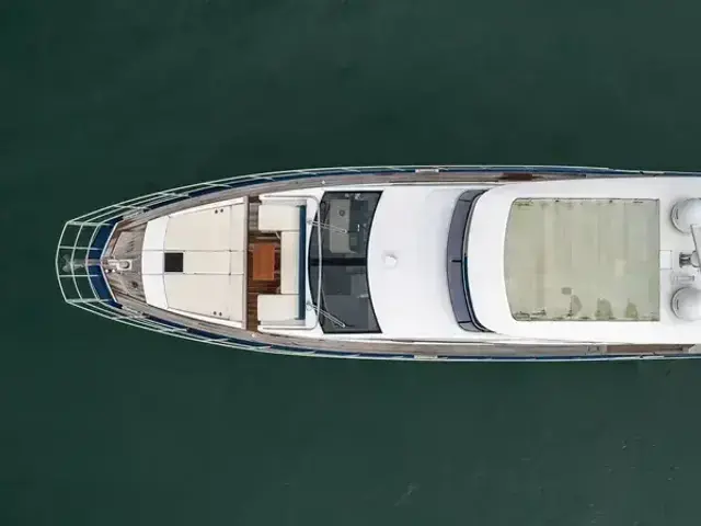 Azimut 66