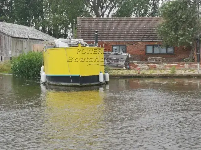 Houseboat Project