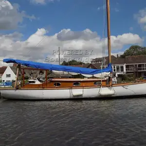 1951 Chumley & Hawke River Class Cruiser