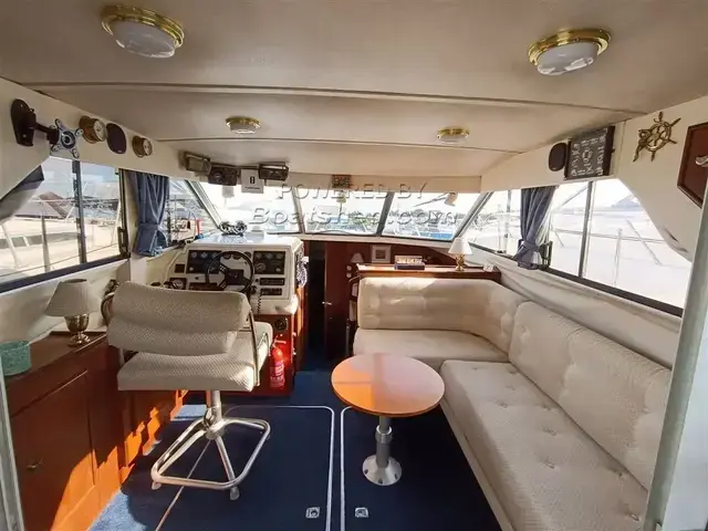 Fairline 31 Corniche