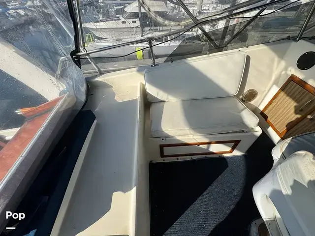 Hatteras 38 Double Cabin