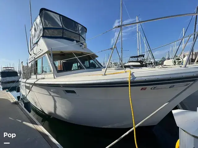 Hatteras 38 Double Cabin