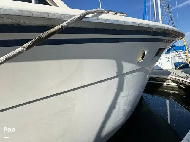 Hatteras 38 Double Cabin