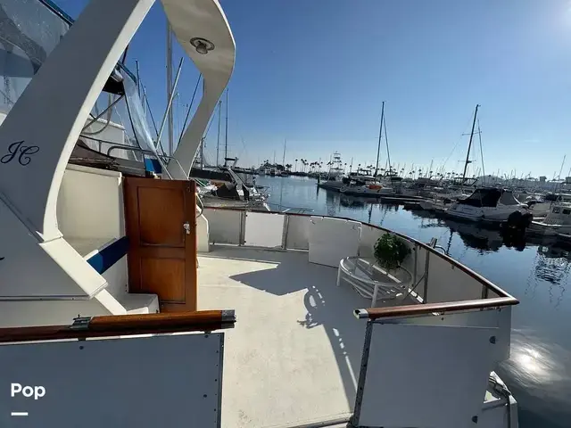 Hatteras 38 Double Cabin