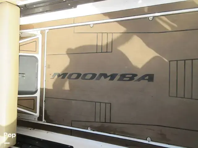 Moomba Max