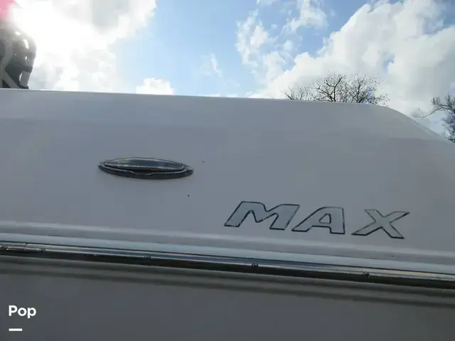 Moomba Max