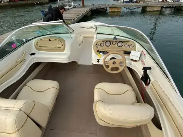 Sea Ray 180 Bow Rider