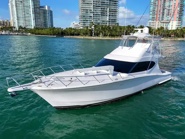 Hatteras Gt 54