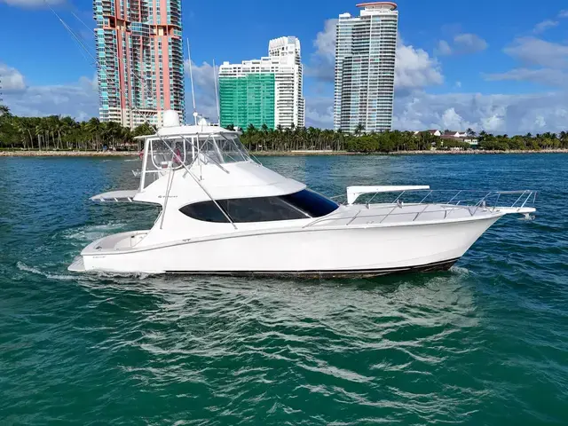 Hatteras Gt 54