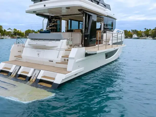 Okean 52