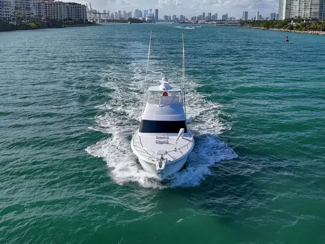 Hatteras Gt 54