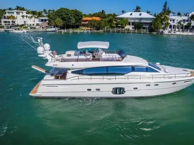 Ferretti Yachts 660