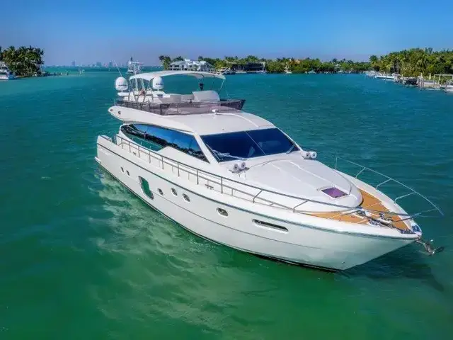 Ferretti Yachts 660