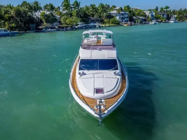 Ferretti Yachts 660