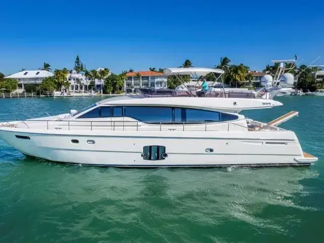 Ferretti Yachts 660