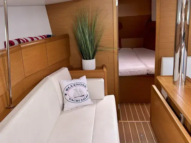 Jeanneau Sun Odyssey 379