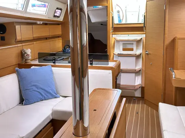 Jeanneau Sun Odyssey 379