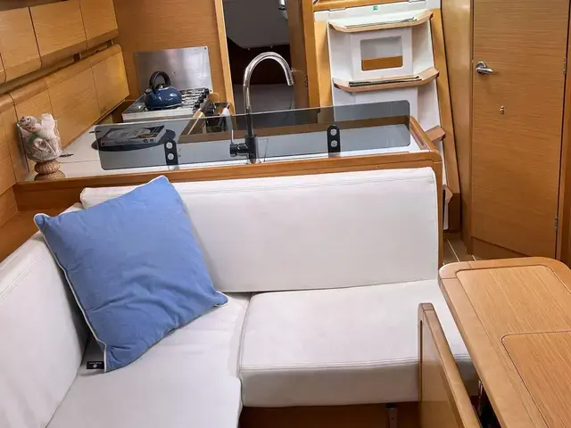 Jeanneau Sun Odyssey 379