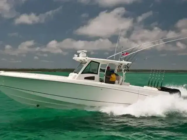 Boston Whaler 380 Outrage