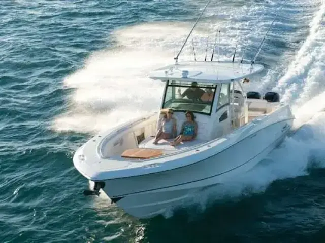 Boston Whaler 380 Outrage