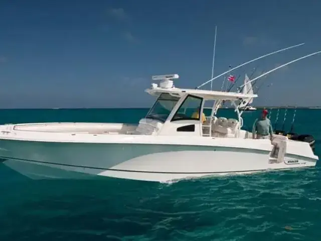 Boston Whaler 380 Outrage