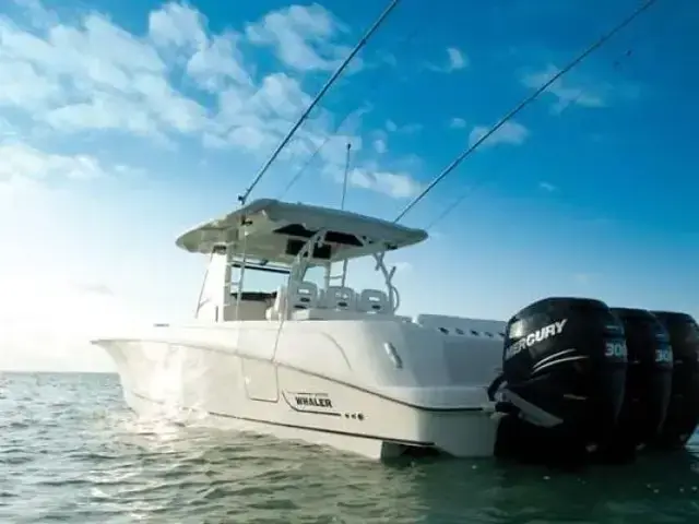 Boston Whaler 380 Outrage