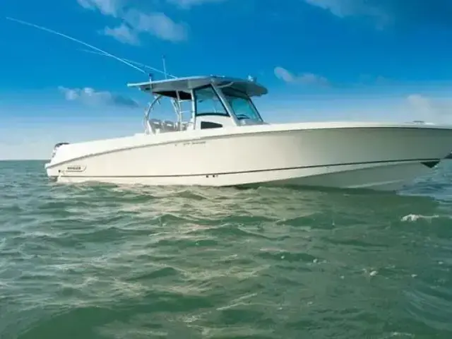 Boston Whaler 380 Outrage