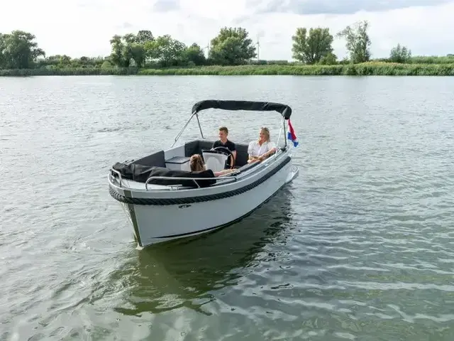 Maxima Boats 620 Retro MC