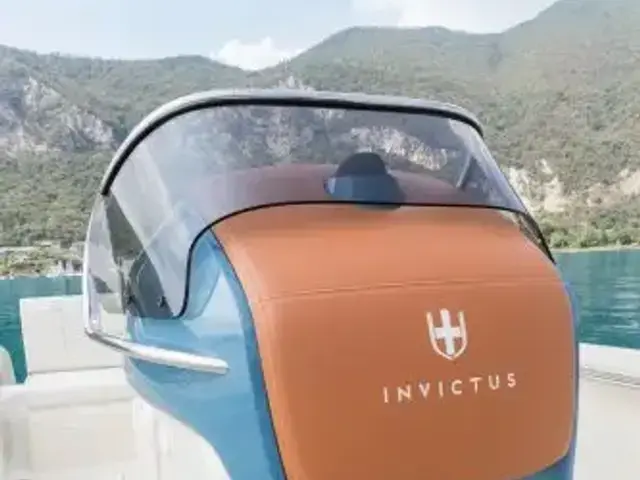 Invictus yachts Invictus 200 fx