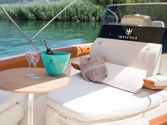 Invictus yachts Invictus 270 fx - Capoforte