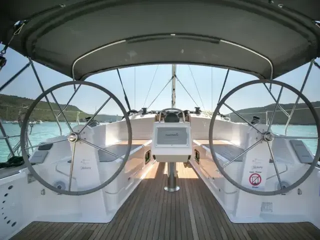 Bavaria Cruiser 37