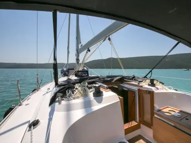 Bavaria Cruiser 37