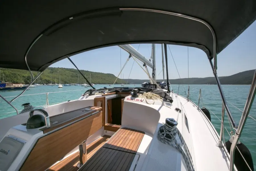 2016 Bavaria cruiser 37