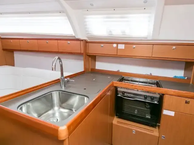 Bavaria Cruiser 37